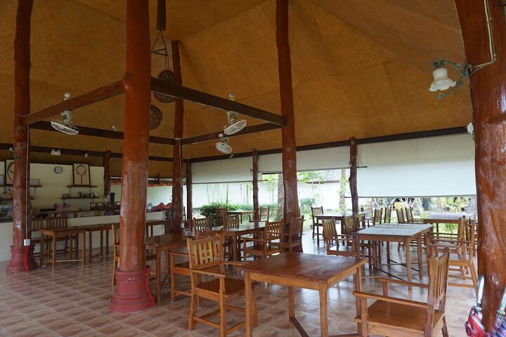 Dining Photos