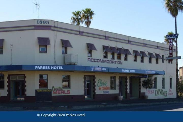 Image of Parkes Hotel