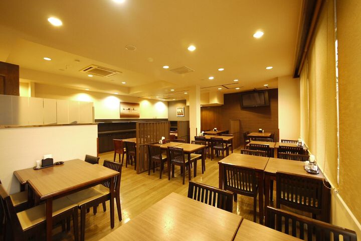 Dining Photos