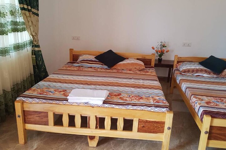 Room 9 of 24