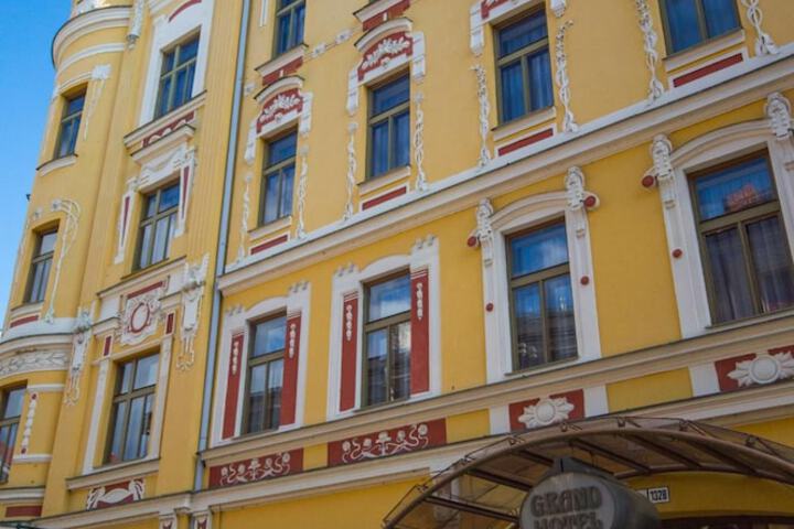 Hotel 60 of 61