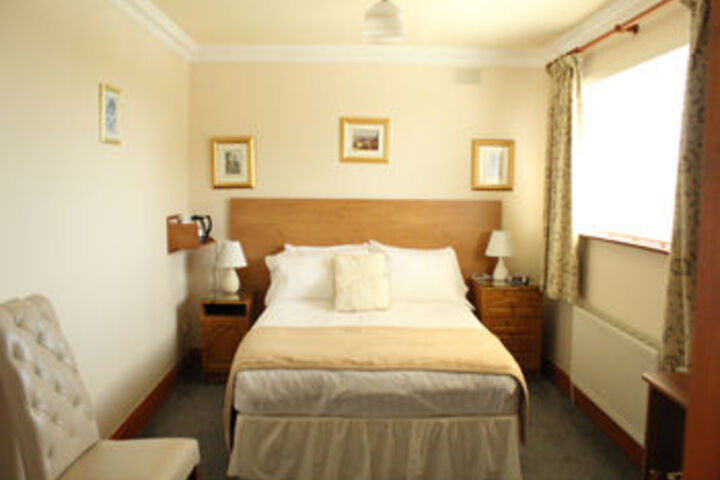 Room 18 of 27