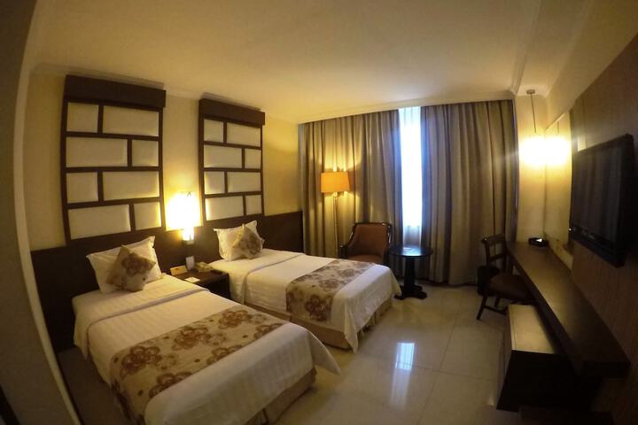 Room 9 of 56