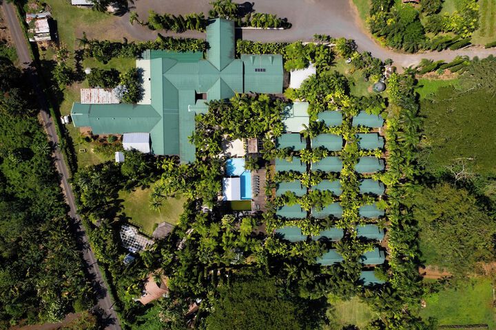 Hotel 70 of 71
