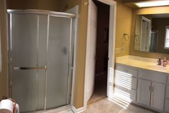 Room 5 of 27