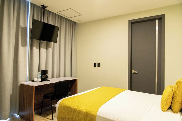 Room 52 of 91