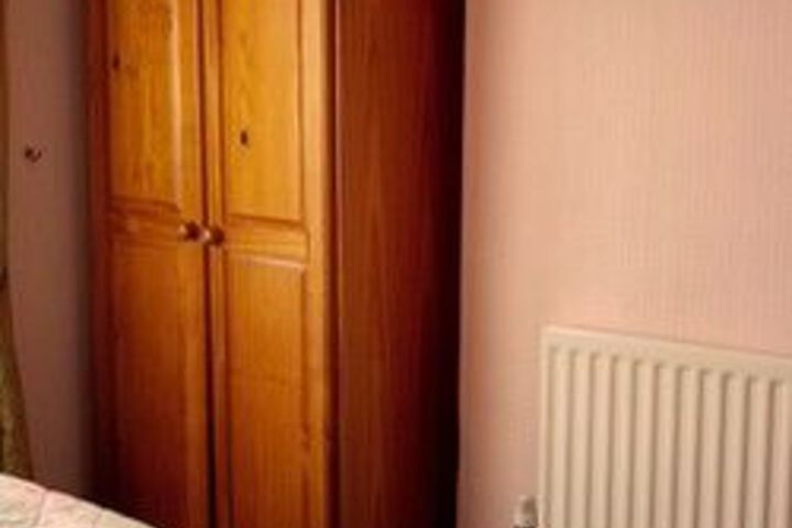 Room 27 of 35