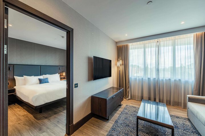 Room 45 of 132