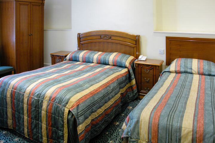 Room 19 of 48