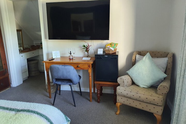 Room 8 of 52