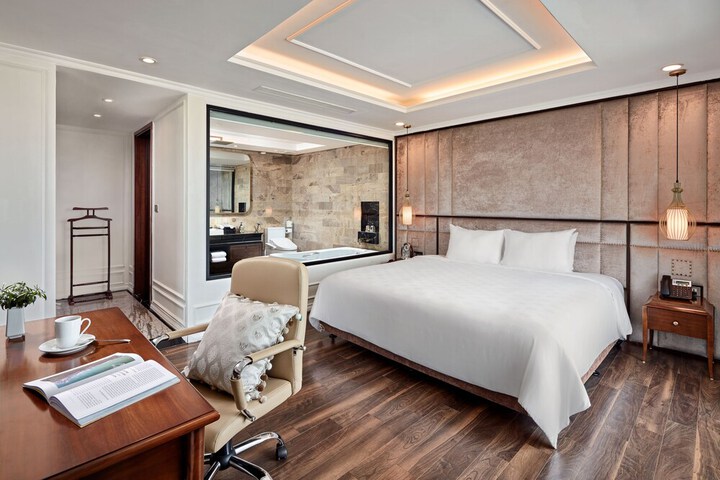 Room 15 of 55