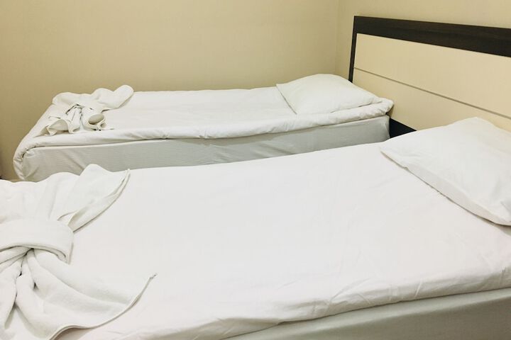 Room 5 of 37