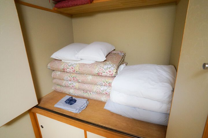 Room 11 of 66