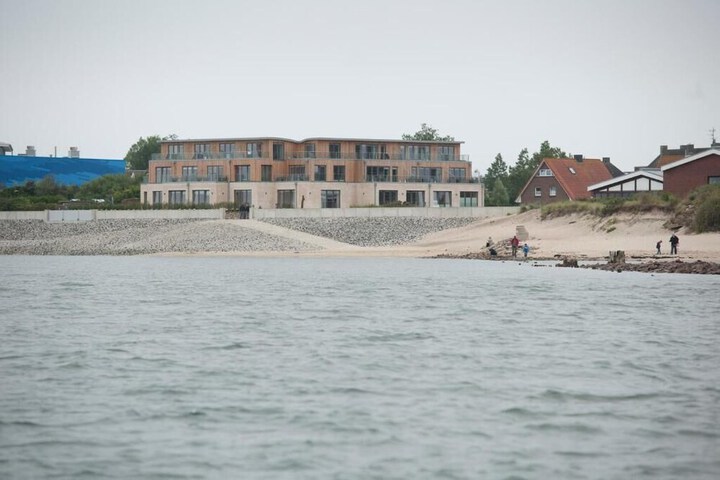 Beach 43 of 55