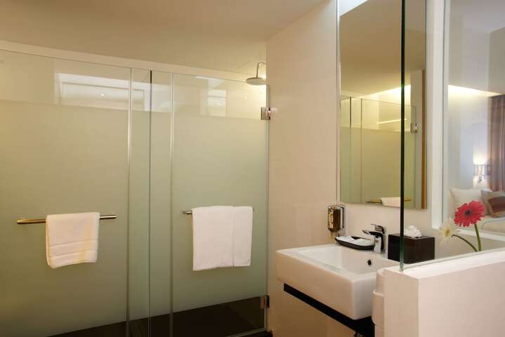Room 21 of 26
