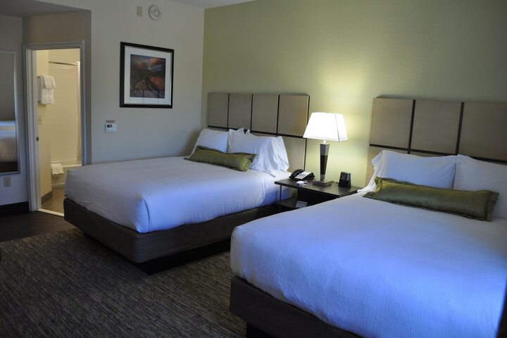 Room 8 of 42