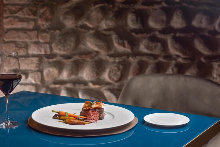 Dining 71 of 79