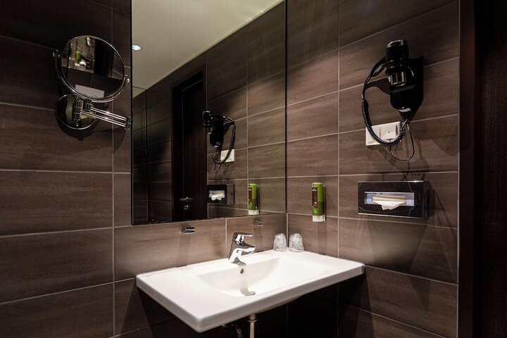 Clean Restrooms