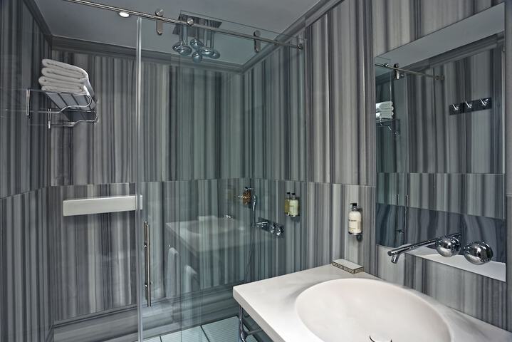 Bath Photo