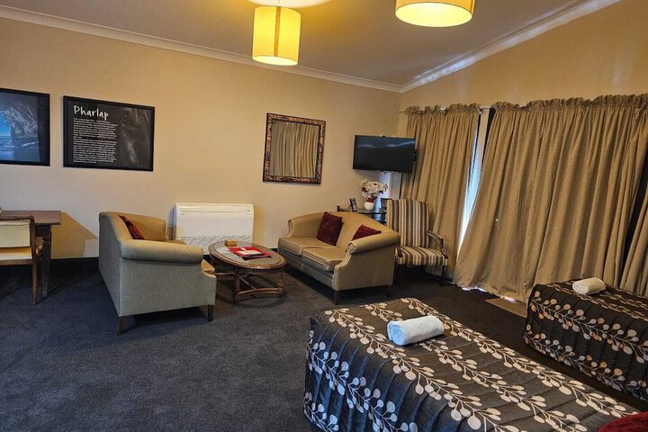 Room 62 of 104