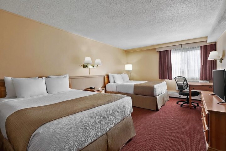 Room 6 of 23
