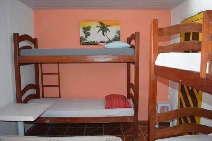 Room 2 of 3