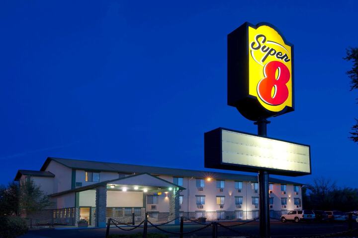 Hotel 30 of 32