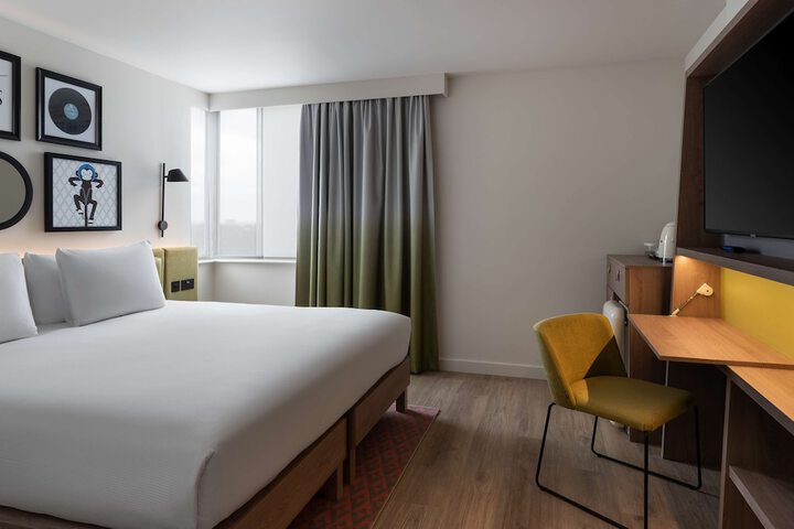 Room 15 of 29