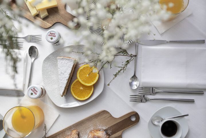 Breakfast/Coffee Service 49 of 69