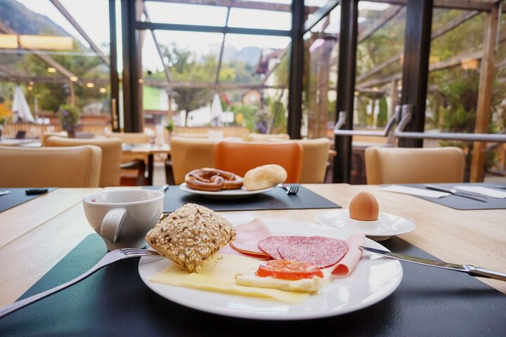 Breakfast/Coffee Service 129 of 184