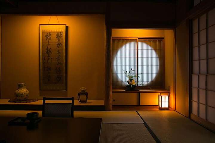 Room 18 of 37