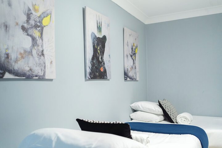 Room 4 of 117