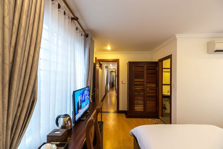 Room 18 of 67