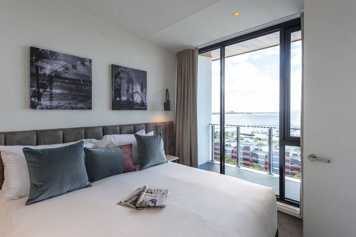 Room 17 of 108