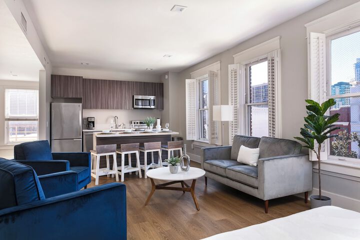 Room 126 of 200