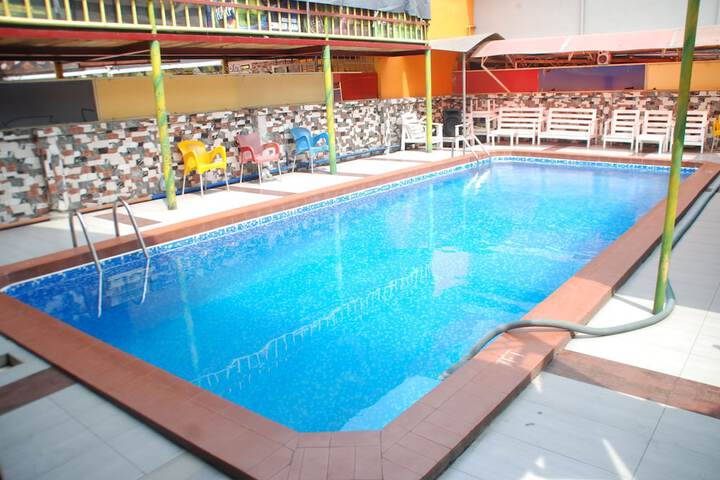Pool 19 of 26