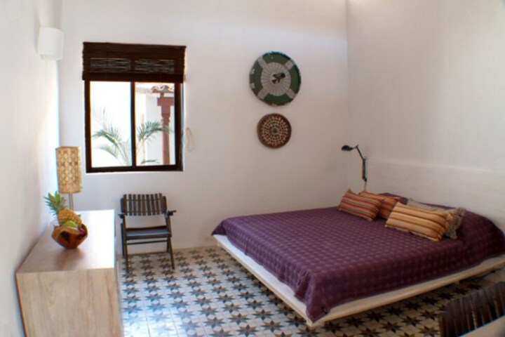 Room 4 of 31
