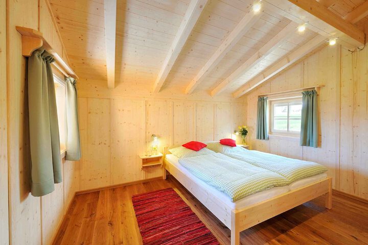 Room 10 of 35