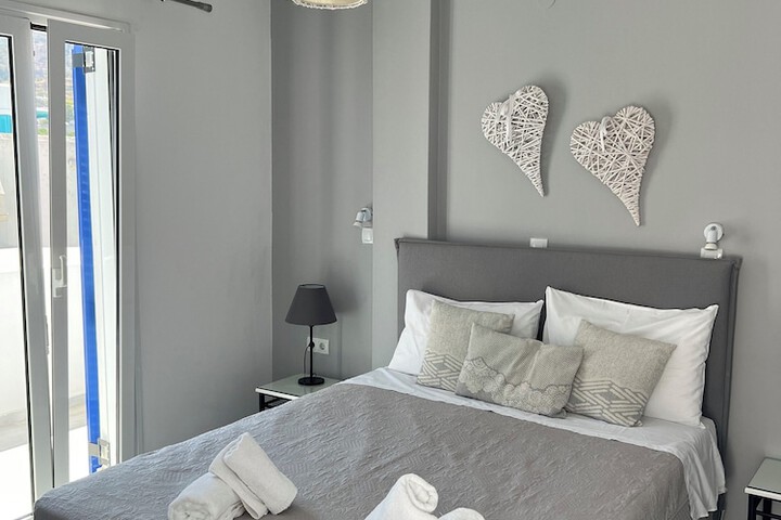 Room 53 of 165
