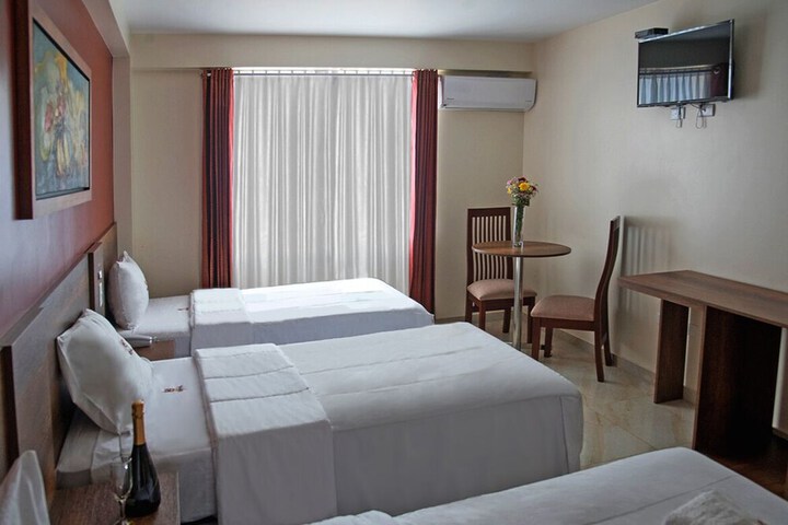 Room 27 of 41