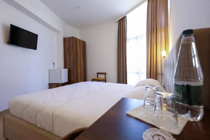 Room 55 of 114