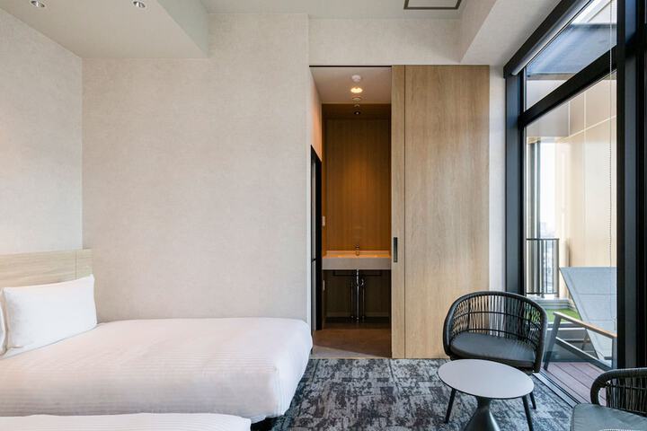 Room 11 of 51