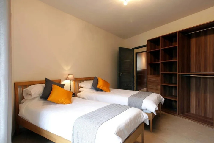 Room 4 of 26