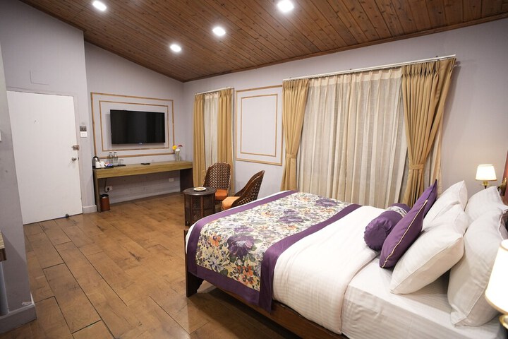 Room 26 of 46