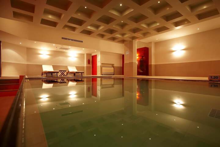 Pool 91 of 159