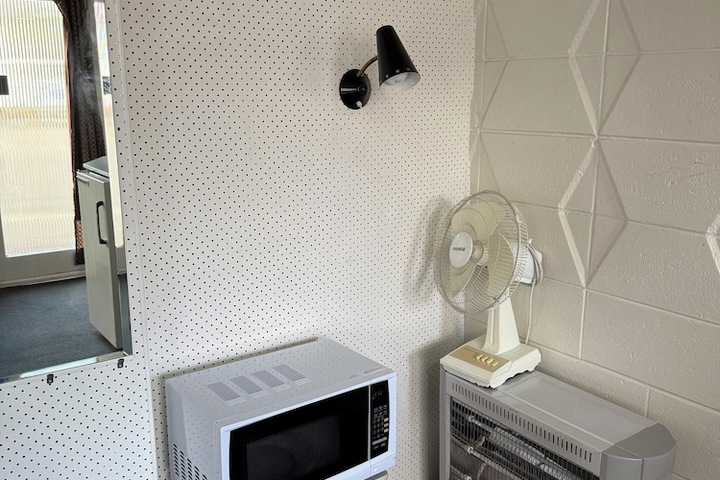 Room 17 of 23