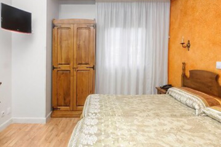 Room 18 of 57