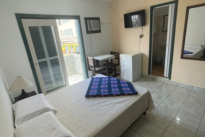 Room 13 of 26