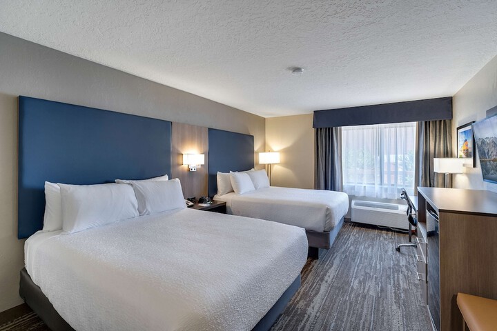 Room 21 of 53
