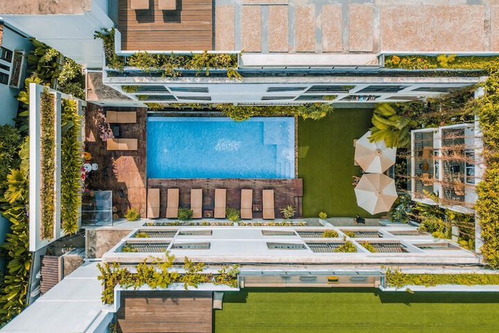 Pool 42 of 69